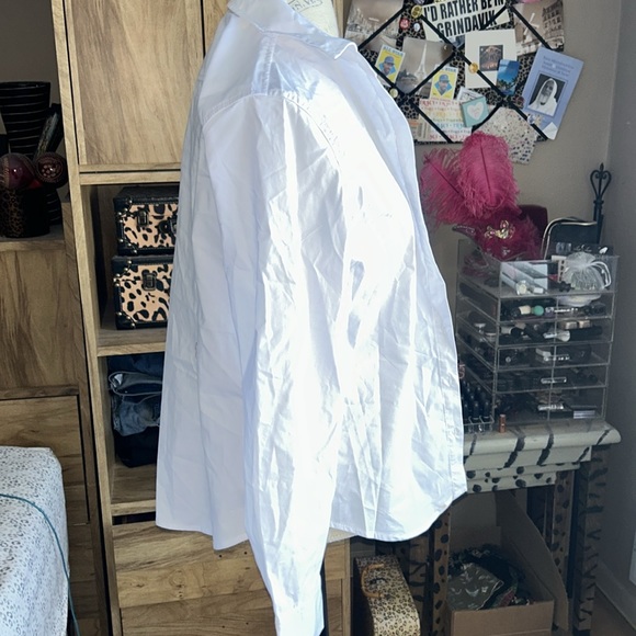 Time & Tru White Button Down Shirt - Medium - Picture 4 of 7